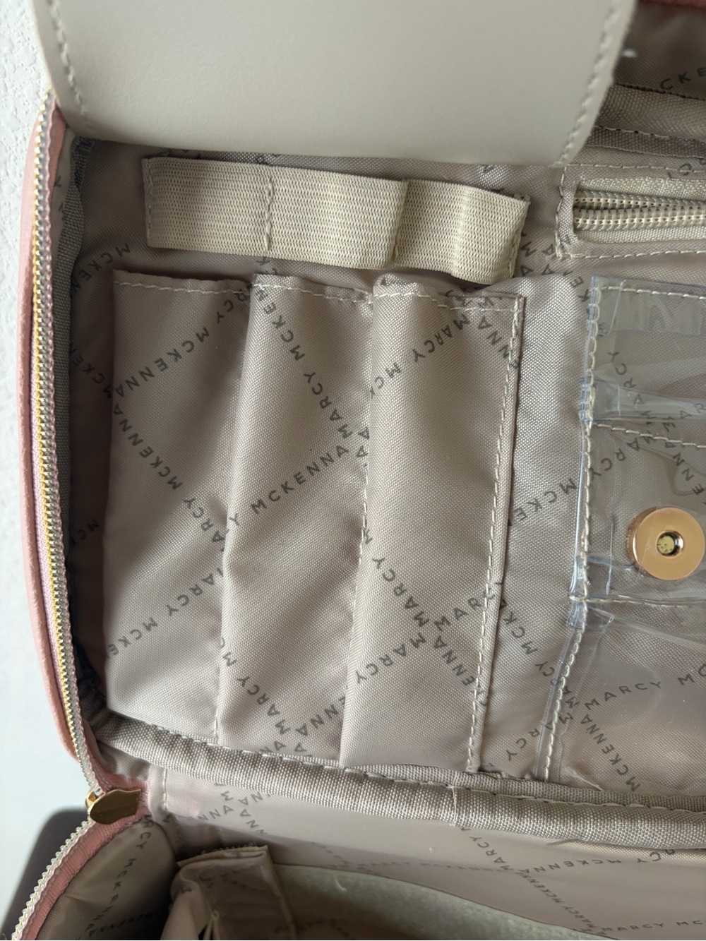 Marcy Mckenna Glam Bag Modern Beauty Case Rose Gold NWT - Picture 9 of 14